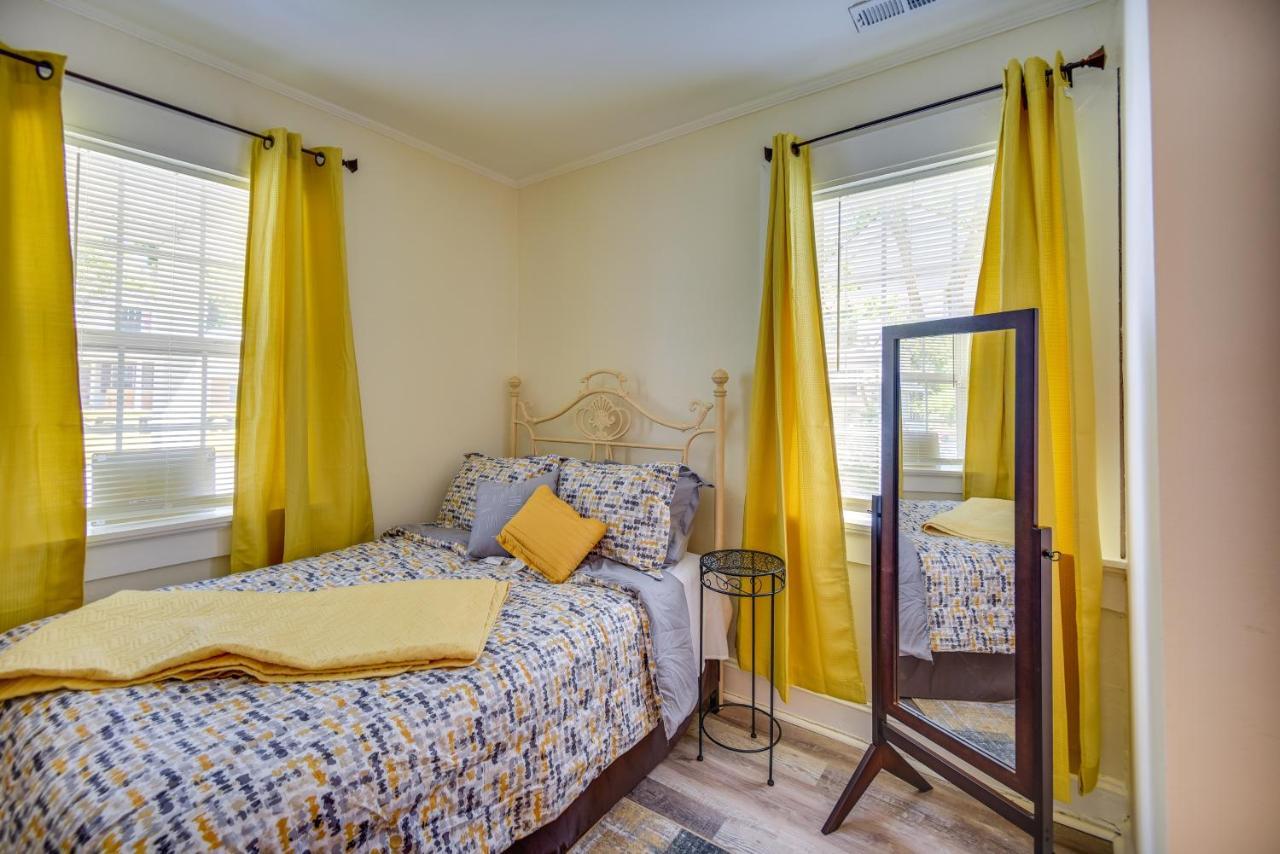 Charming Newport News Cottage Less Than 1 Mi To Ocean! Hampton Ngoại thất bức ảnh